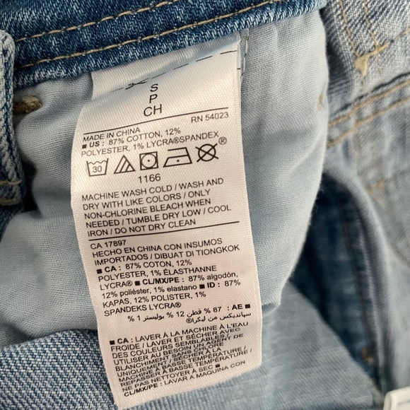 Old Navy Distressed Bib shorts - Picture 8 of 9